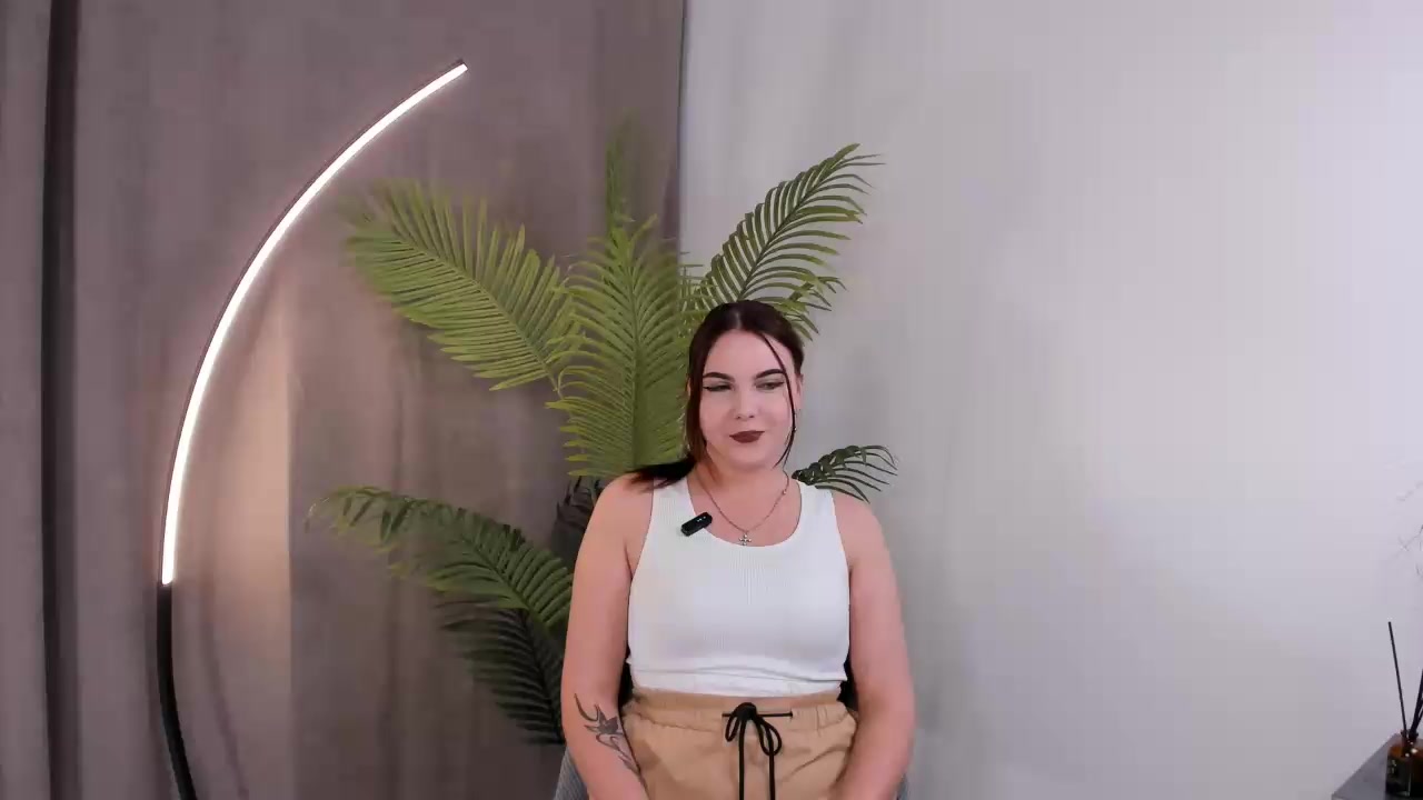 JordanEagin Live Cam Screenshot – 2025-08-21 13:25:44