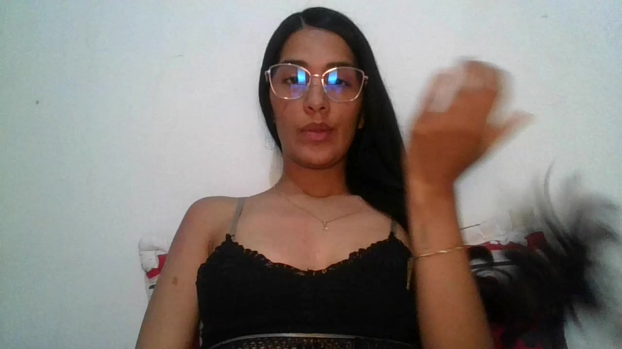 JuanaBrunette7 Live Cam Screenshot – 2025-09-10 16:23:20