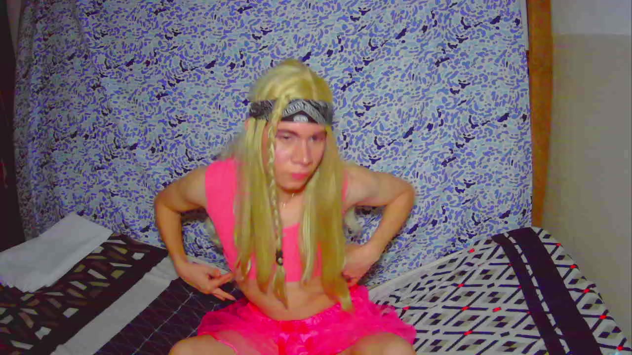 KENIAFLORES Live Cam Screenshot – 2025-08-21 09:36:46