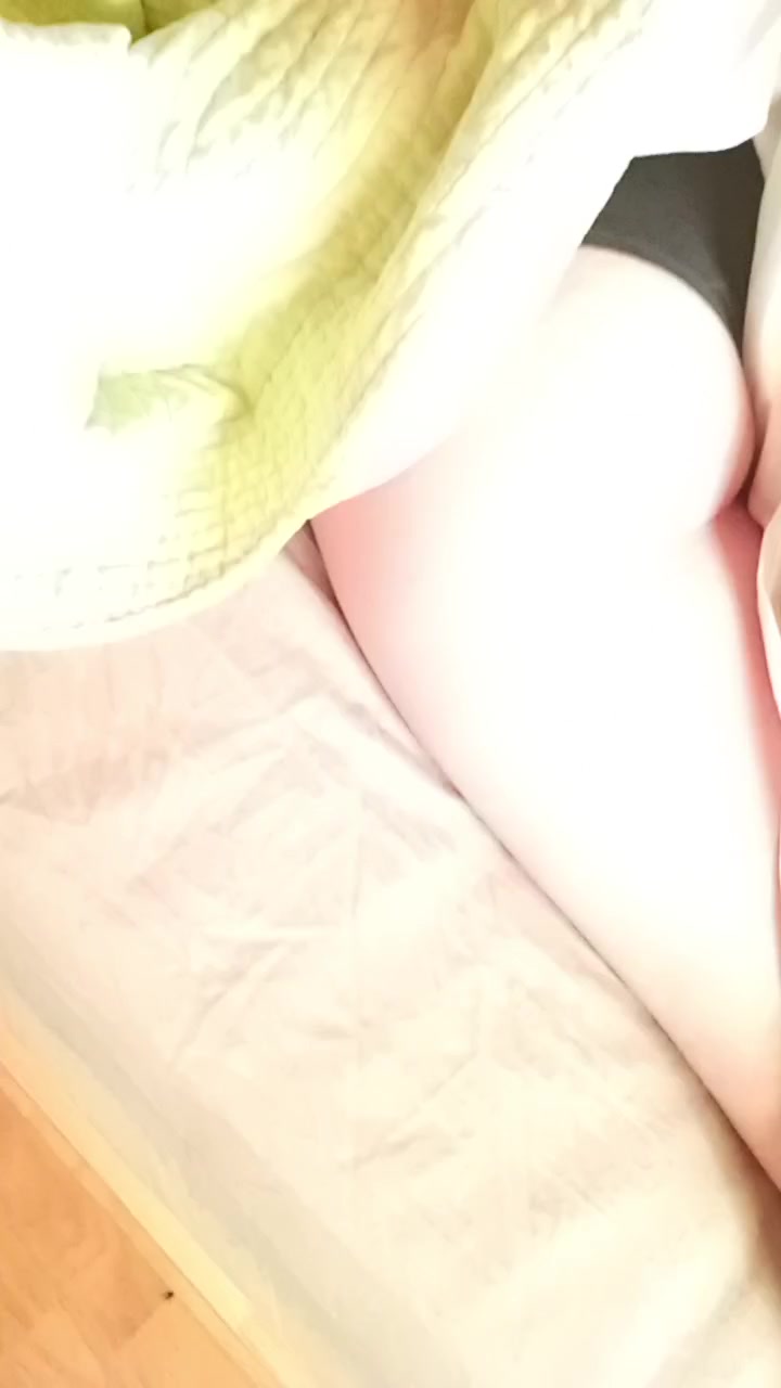 KTrashMilf Live Cam Screenshot – 2025-08-06 04:49:31