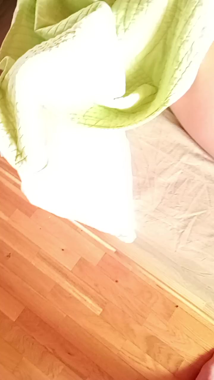KTrashMilf Live Cam Screenshot – 2025-08-06 05:04:43