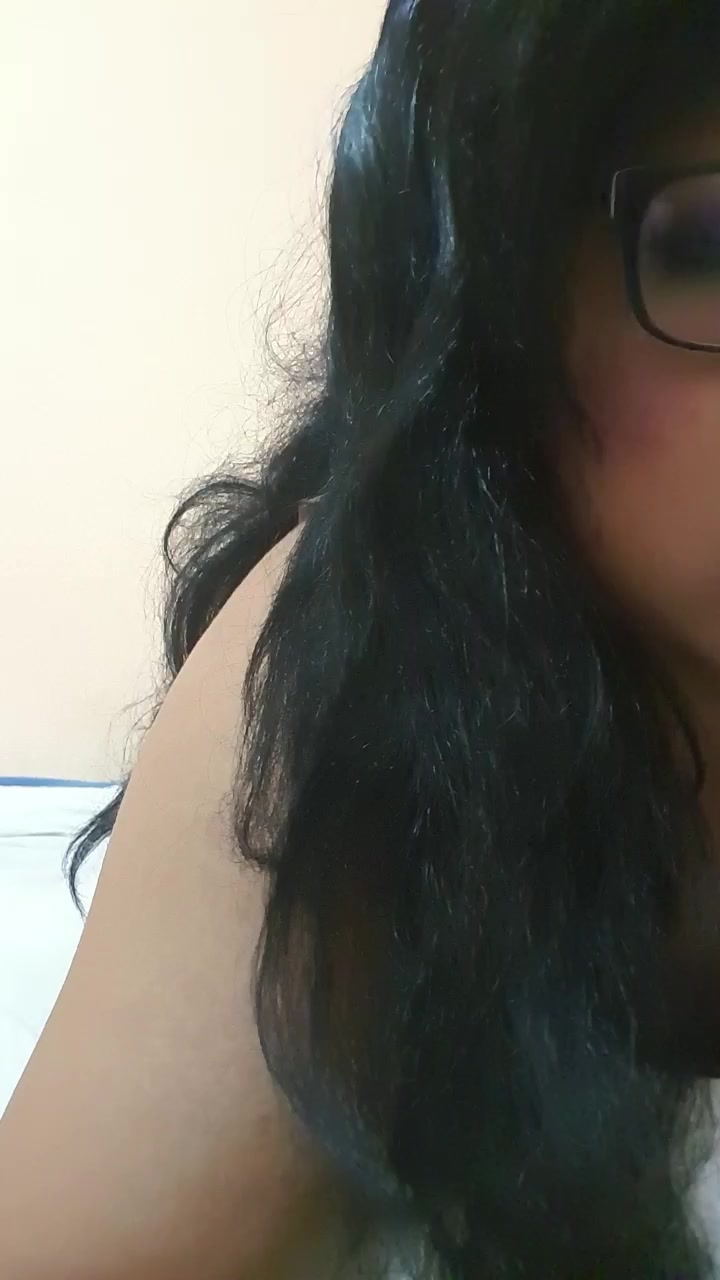 KarolayKaro Live Cam Screenshot – 2025-09-03 08:36:03