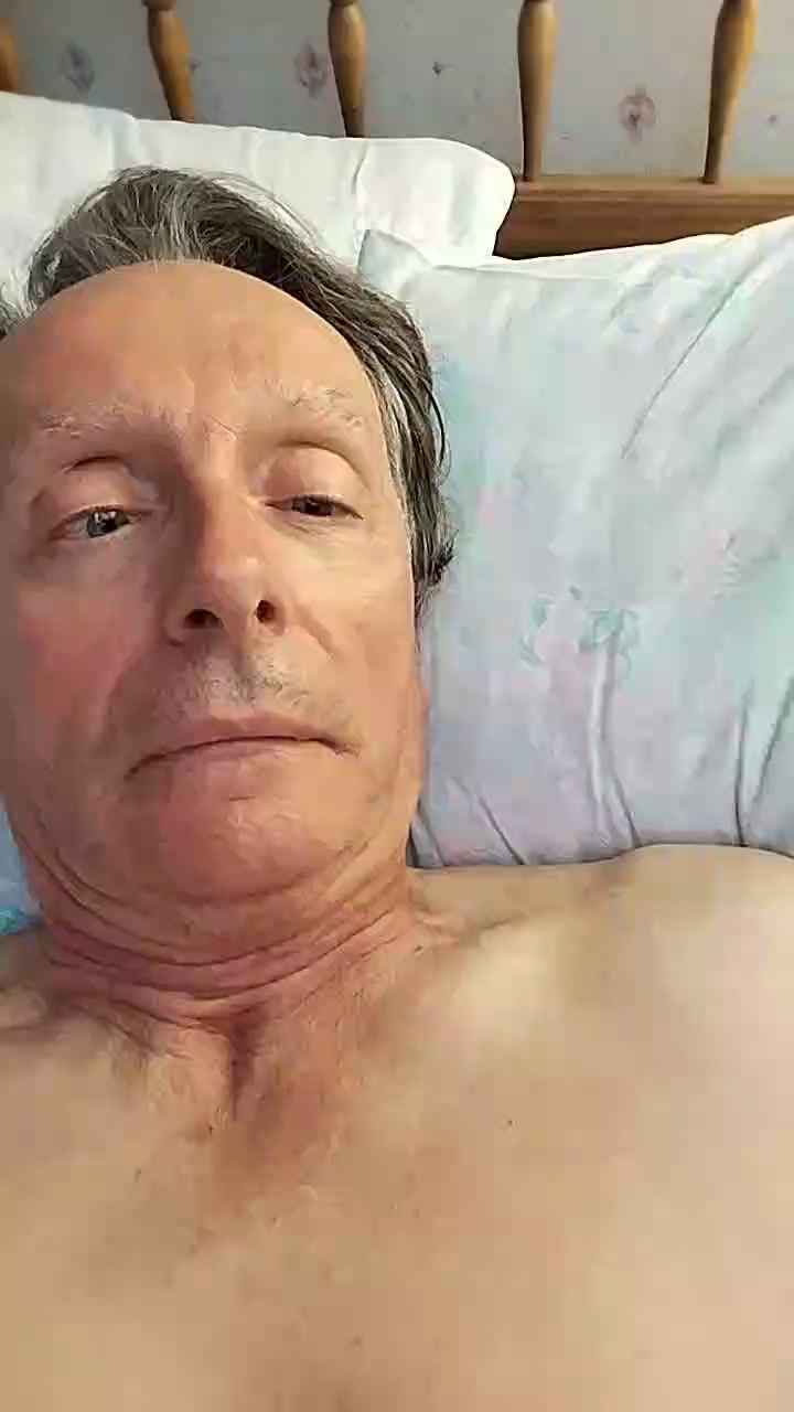Keeviinhot Live Cam Screenshot – 2025-08-05 05:12:28