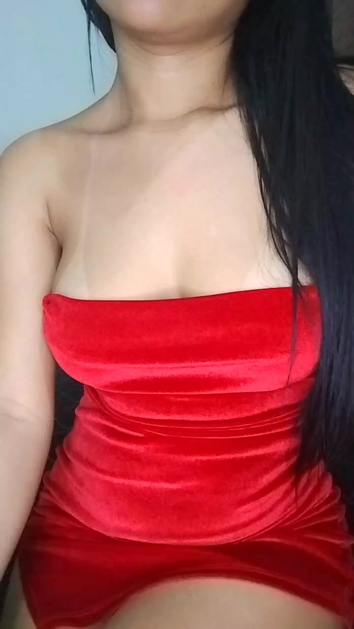 Kellyly72 Live Cam Screenshot – 2025-08-23 23:58:17