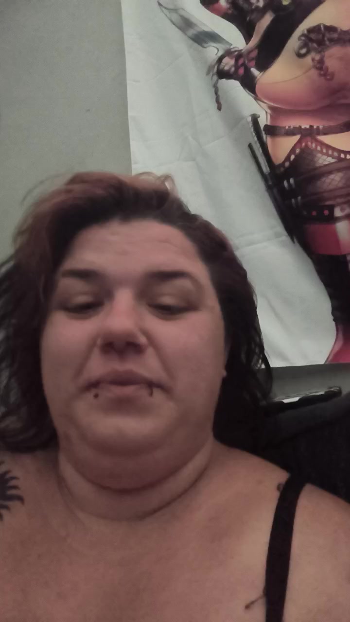 Kikigoddess2 Live Cam Screenshot – 2025-09-01 03:17:39