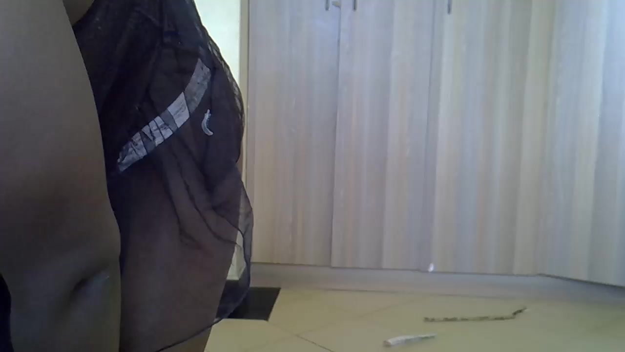 KimberleyW Live Cam Screenshot – 2025-08-27 08:20:37