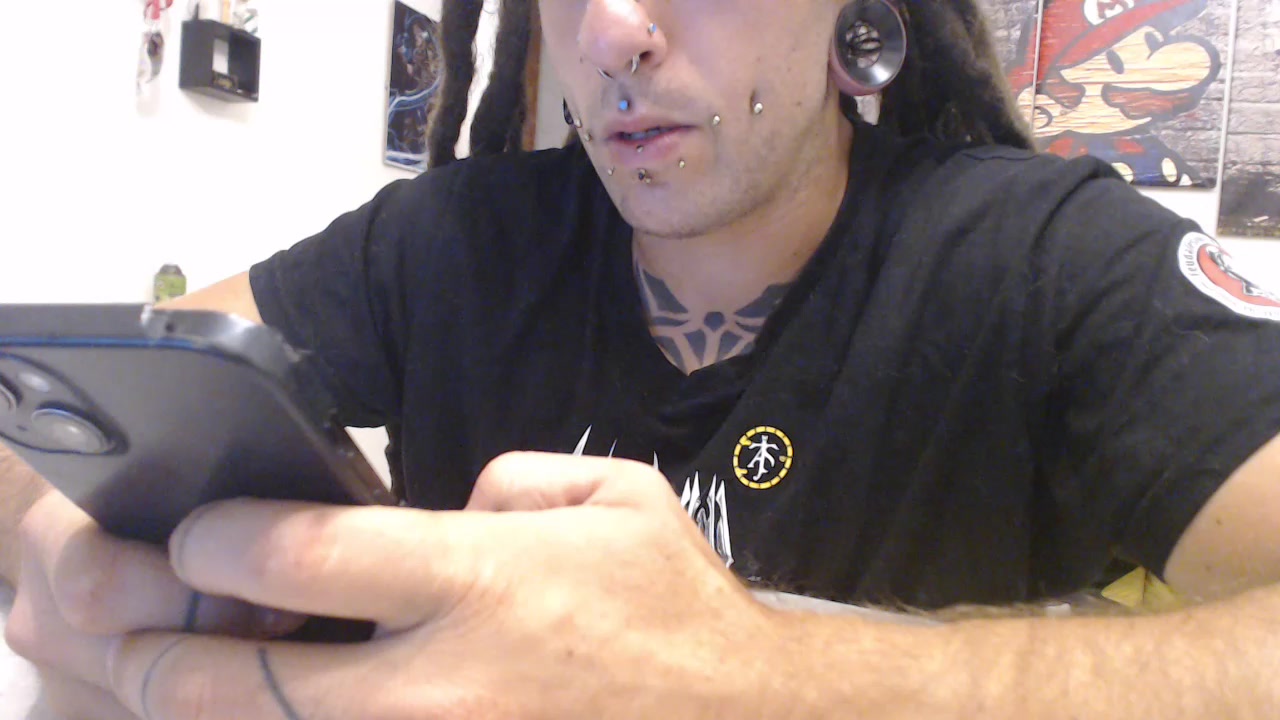 Kokorulez Live Cam Screenshot – 2025-08-05 19:41:54