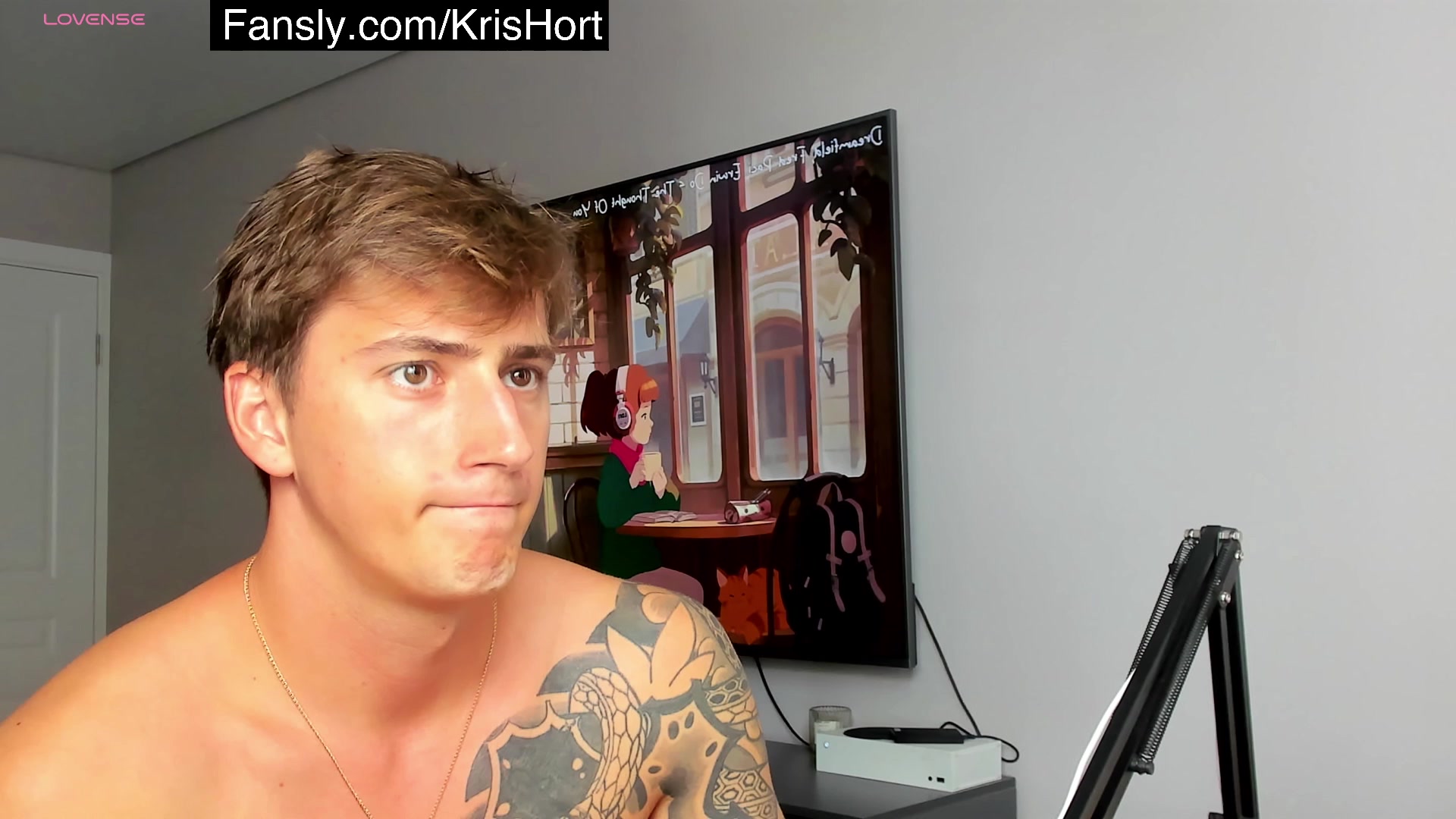 KrisHorten Live Cam Screenshot – 2025-08-04 11:02:48