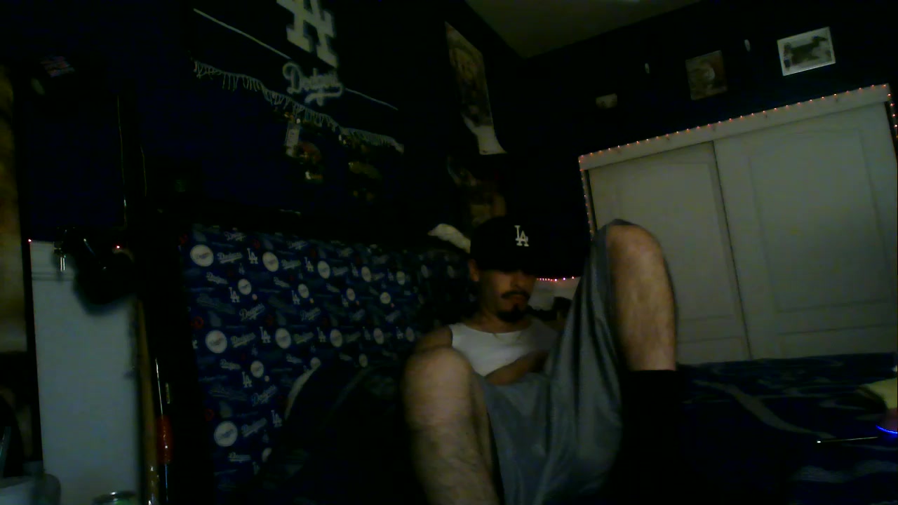 LATINMALE0 Live Cam Screenshot – 2025-08-14 02:08:31