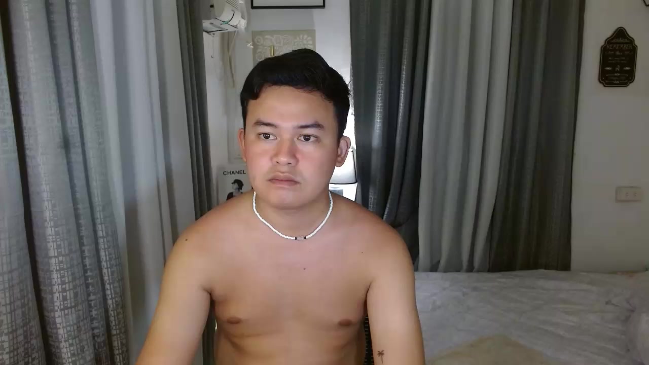LLOYD_LONG Live Cam Screenshot – 2025-08-05 10:47:34