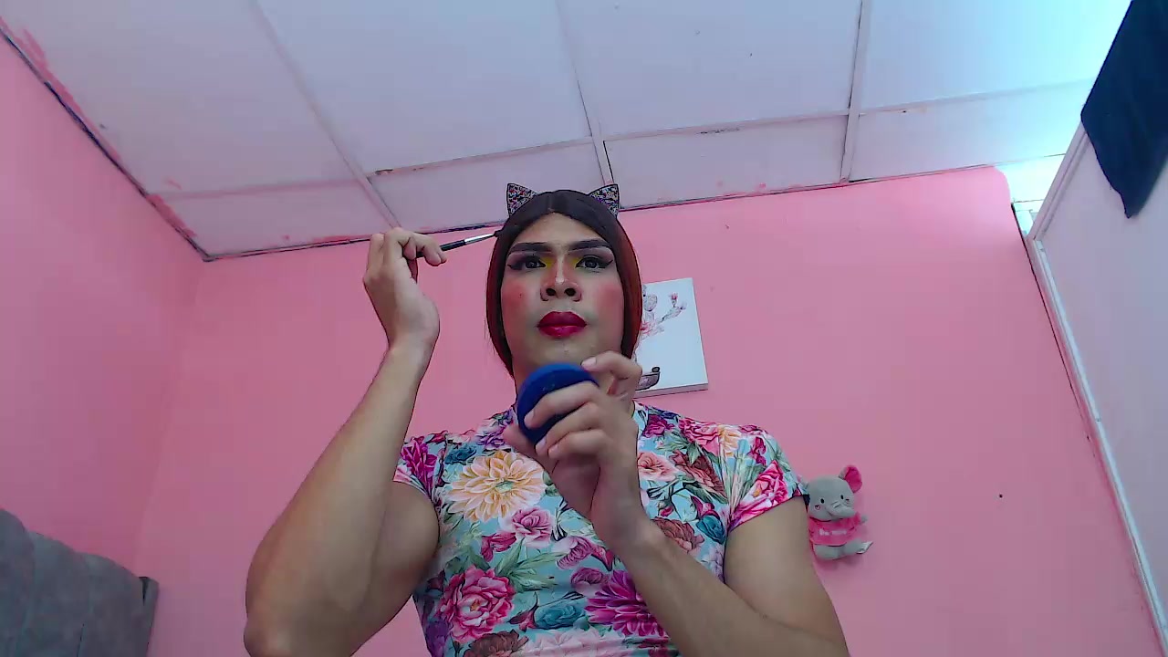 LULUSANCHEZ Live Cam Screenshot – 2025-08-04 17:17:17