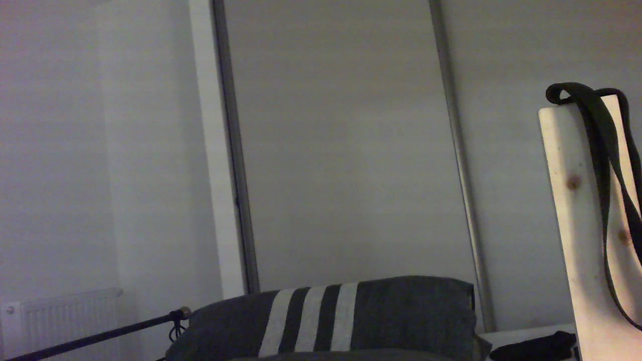 Lesrochelais60 Live Cam Screenshot – 2025-08-30 04:34:40