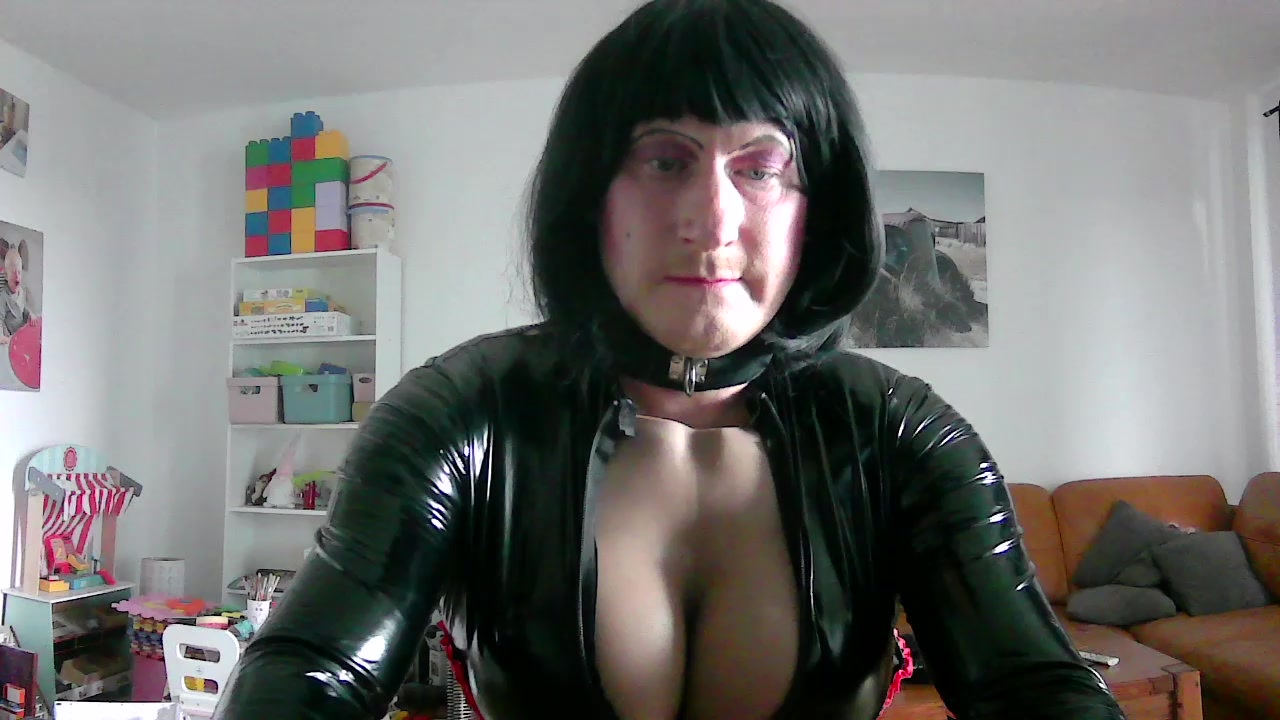 Lilli38m Live Cam Screenshot – 2025-09-05 15:09:41