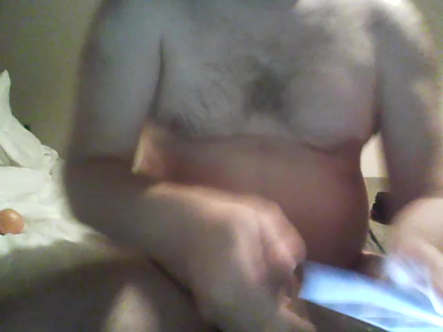 London1984 Live Cam Screenshot – 2025-08-05 20:22:04