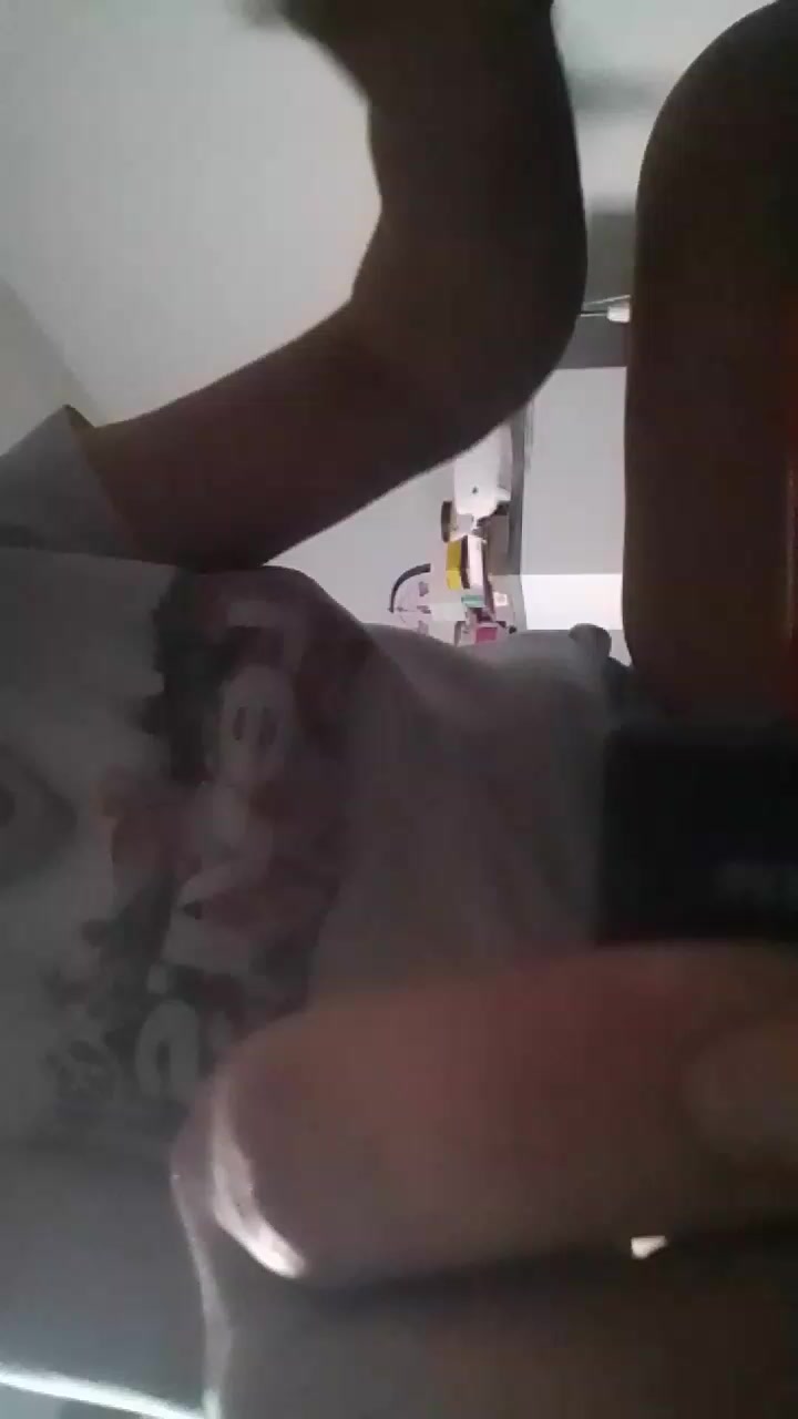 Love2love7 Live Cam Screenshot – 2025-08-15 01:10:27