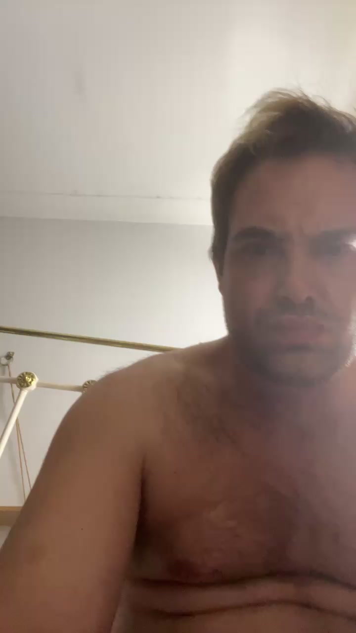 Lovegymboi83 Live Cam Screenshot – 2025-08-09 00:08:30