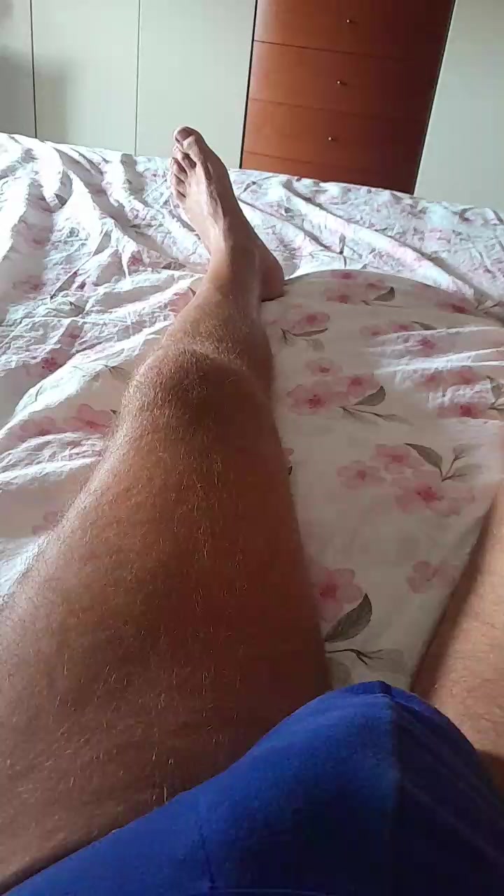 Luca28117 Live Cam Screenshot – 2025-08-18 15:48:53