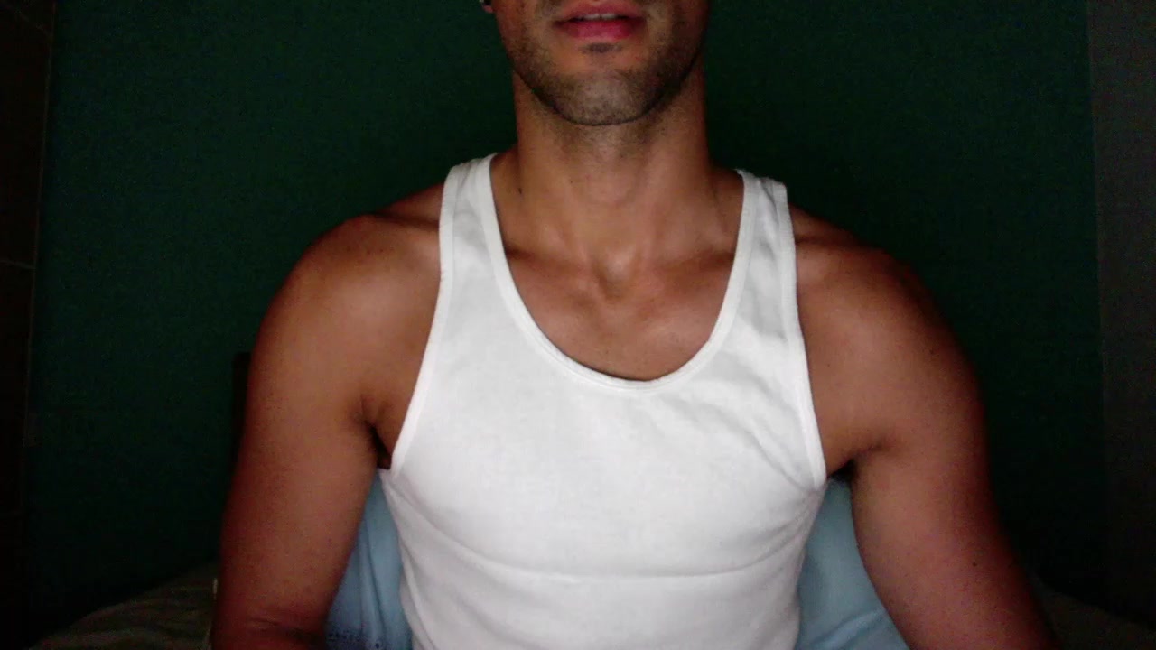LucaCamIn Live Cam Screenshot – 2025-08-23 20:55:21