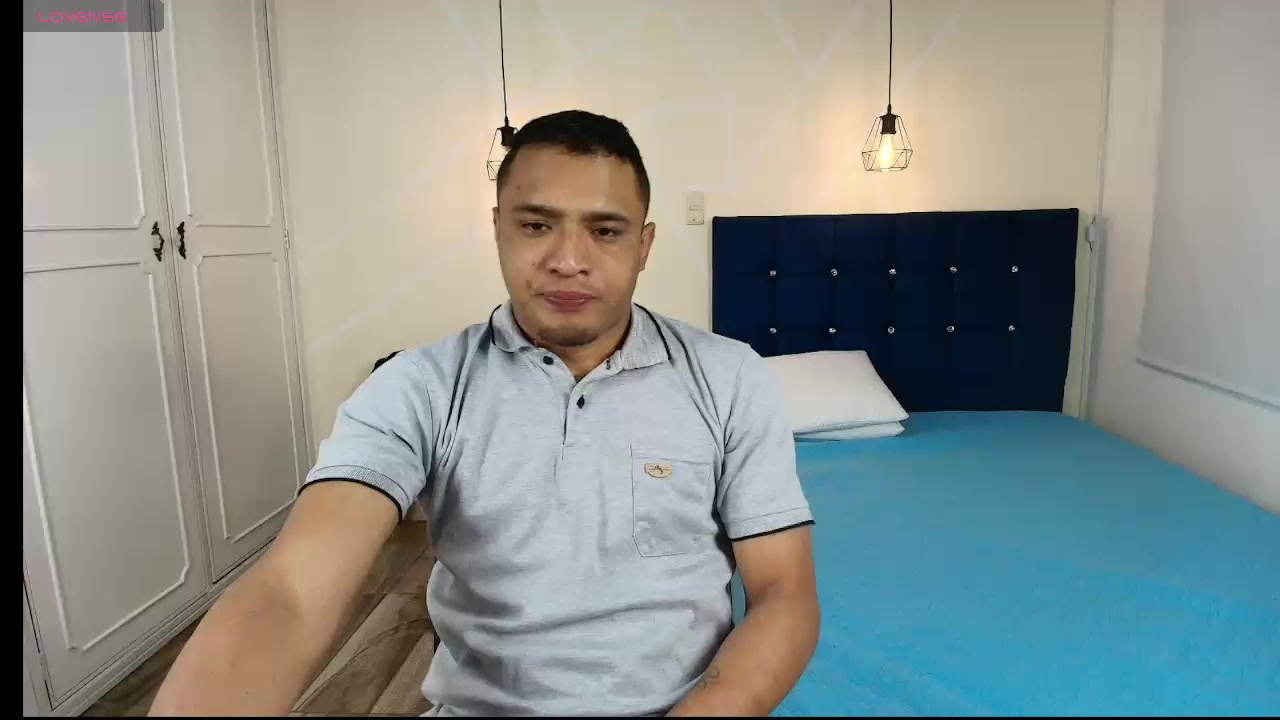 LuisMiller1 Live Cam Screenshot – 2025-08-13 11:41:28