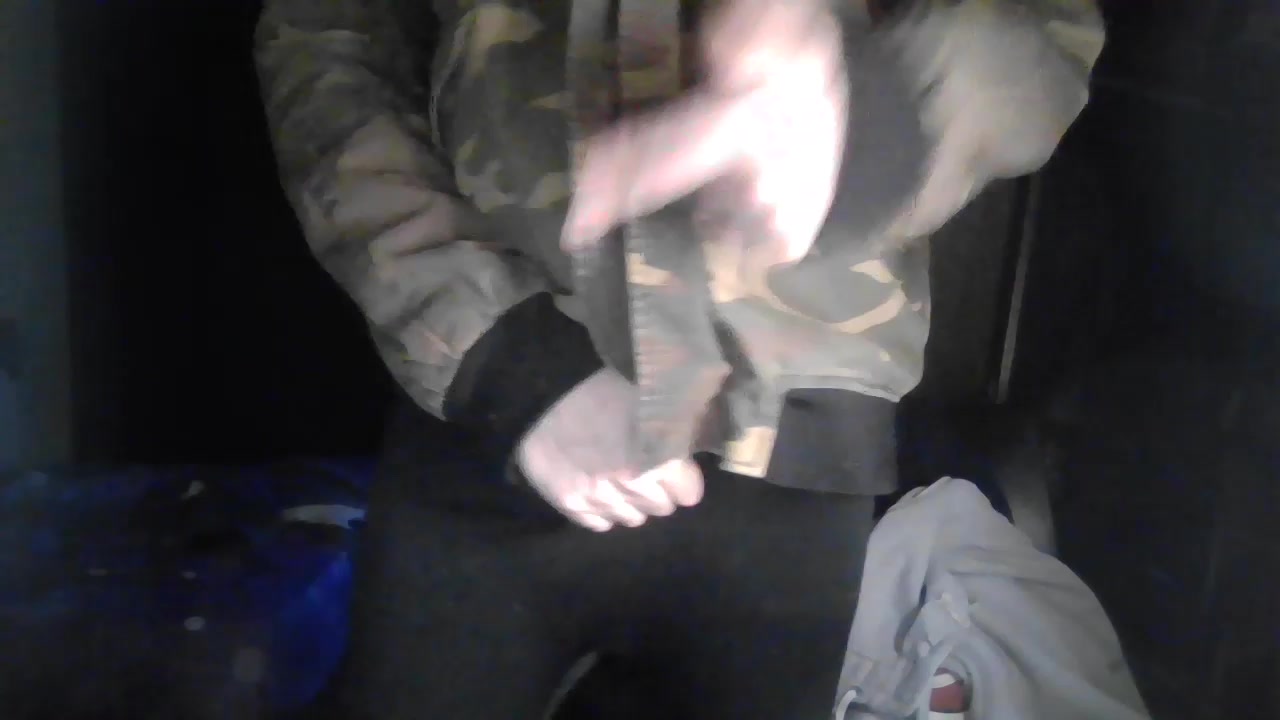 LukanNNN Live Cam Screenshot – 2025-08-20 03:40:56