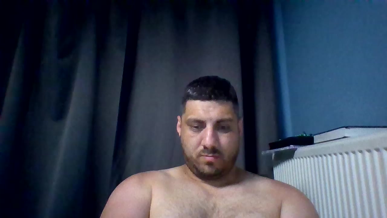 MIGUELDOMINGOS Live Cam Screenshot – 2025-08-02 21:33:02