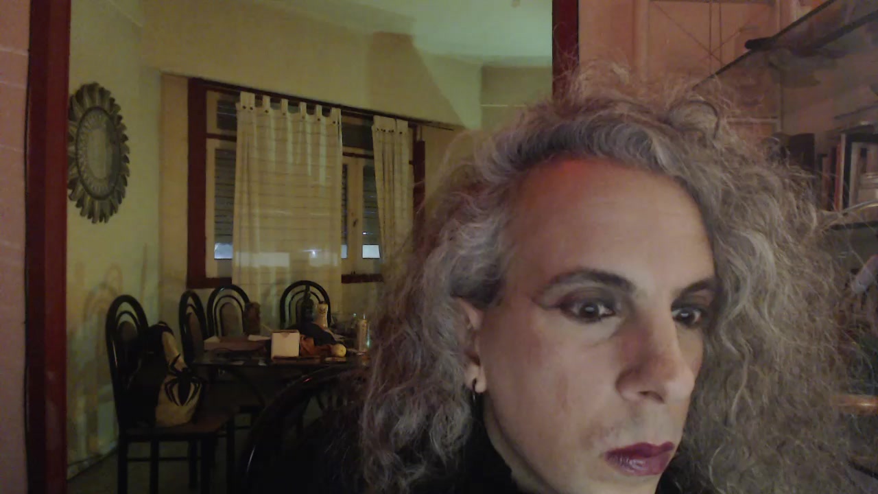 Magaly36 Live Cam Screenshot – 2025-09-01 01:04:17