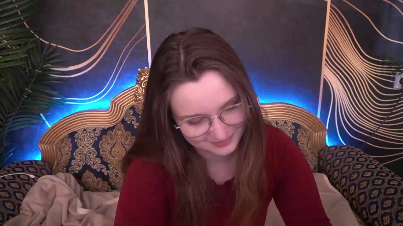 MagicPeachh Live Cam Screenshot – 2025-08-26 12:41:04