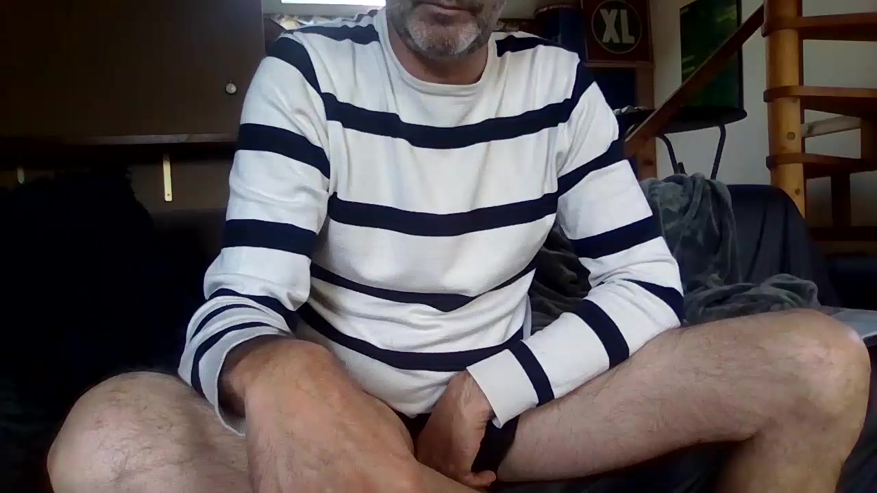 Magritte01 Live Cam Screenshot – 2025-08-26 10:30:44