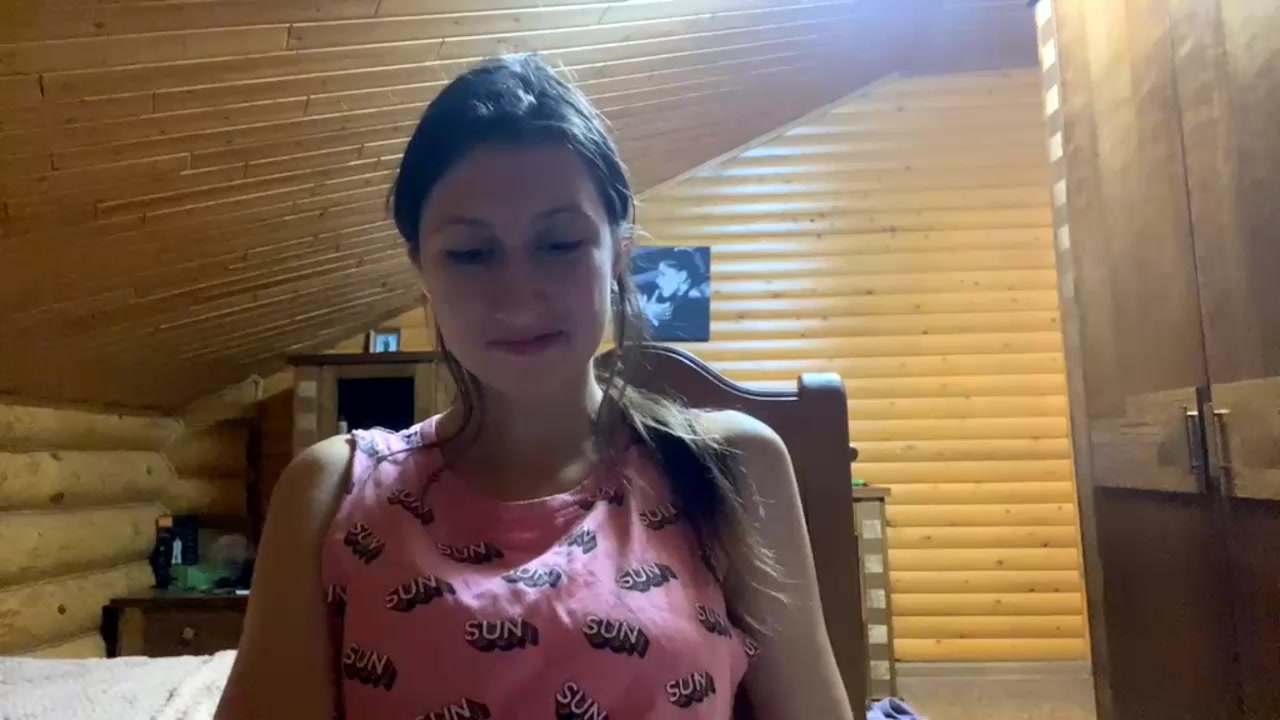 MarisaGates Live Cam Screenshot – 2025-08-21 18:20:36