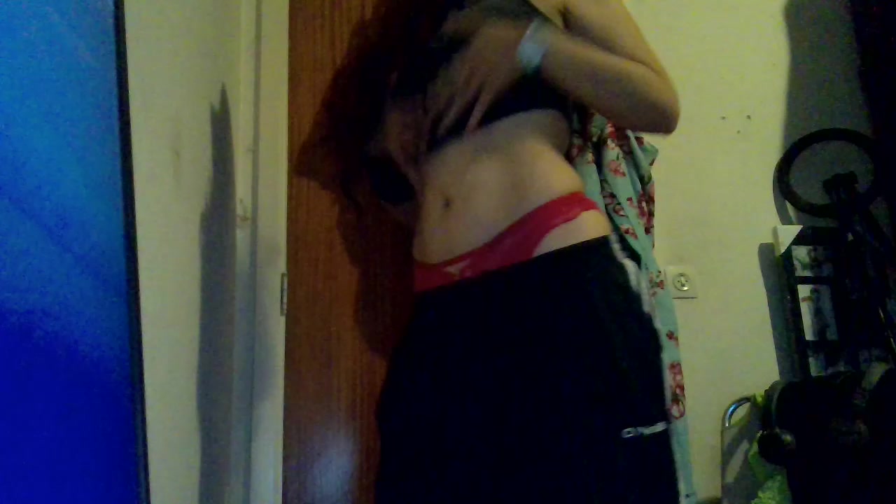 MaskedDesireDuo Live Cam Screenshot – 2025-08-05 18:41:09