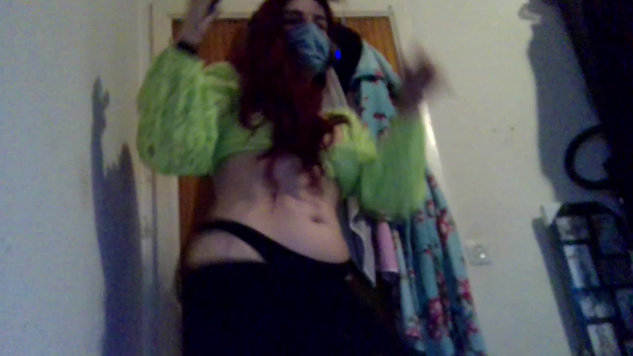 MaskedDesireDuo Live Cam Screenshot – 2025-08-07 18:57:59