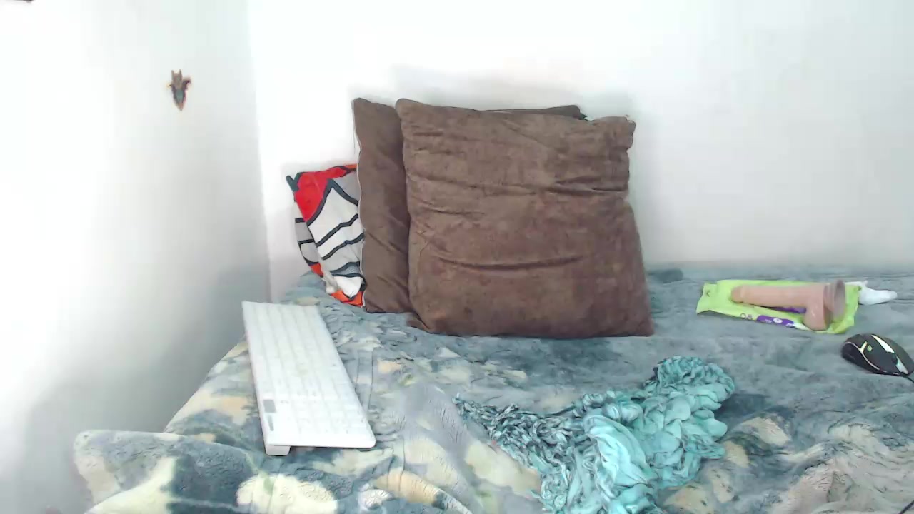 Matildaraves Live Cam Screenshot – 2025-09-12 23:33:57