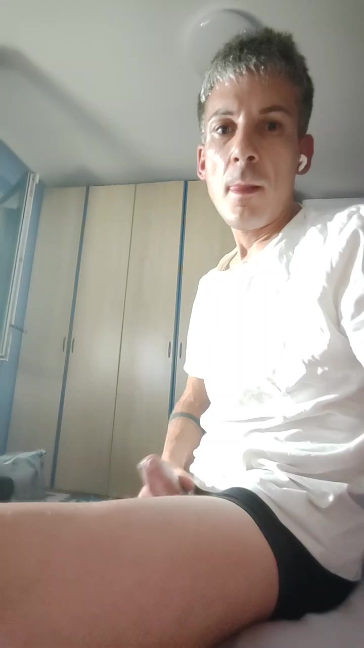 Mattiatoyboy Live Cam Screenshot – 2025-08-09 03:05:38