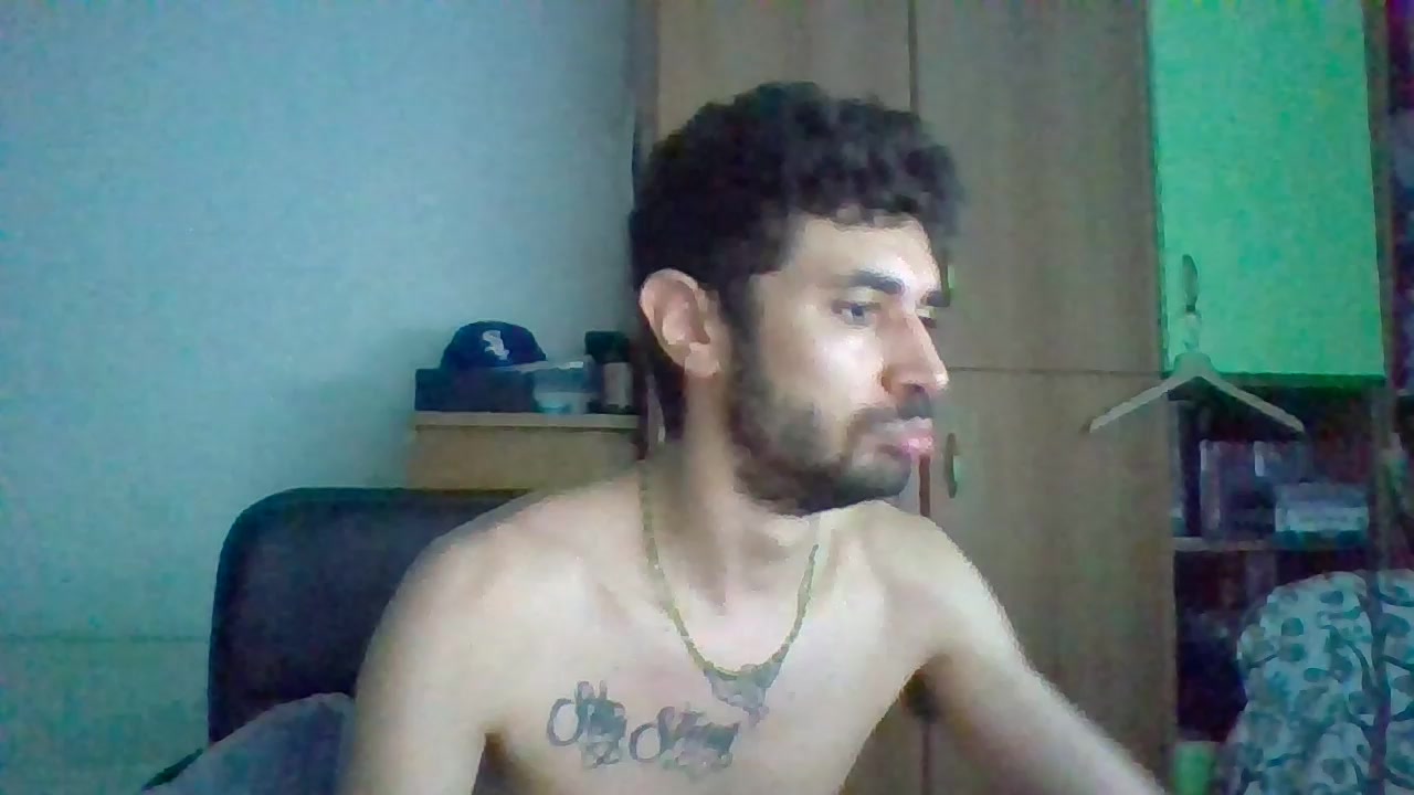 Matty_kk_ Live Cam Screenshot – 2025-08-06 21:13:02