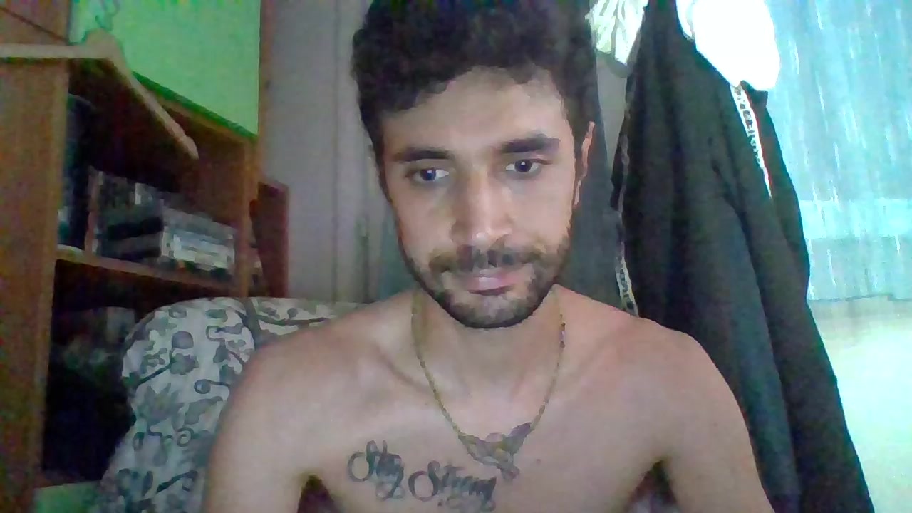 Matty_kk_ Live Cam Screenshot – 2025-08-06 23:34:53