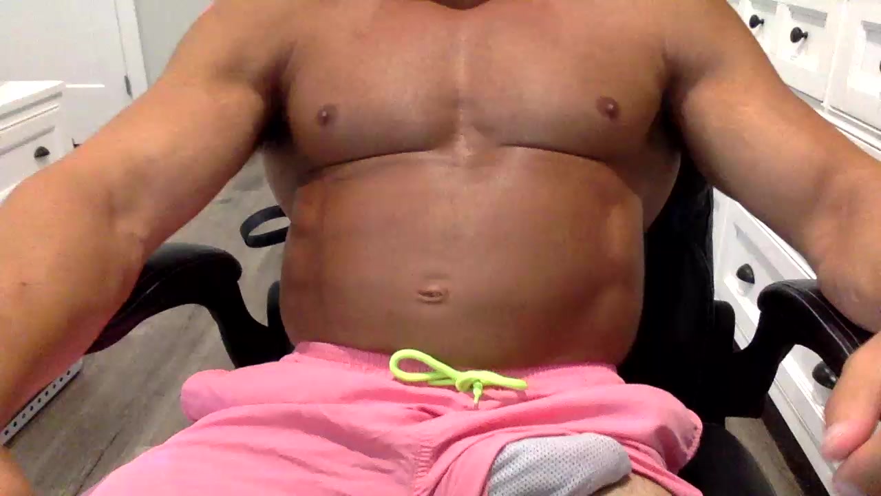 Mikee7633 Live Cam Screenshot – 2025-08-07 18:39:34