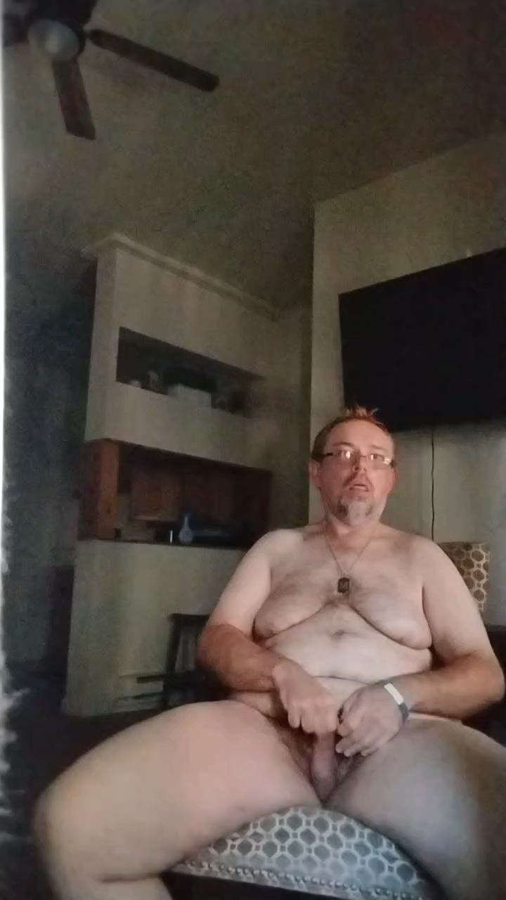 Mikeyluv2 Live Cam Screenshot – 2025-08-08 20:03:30