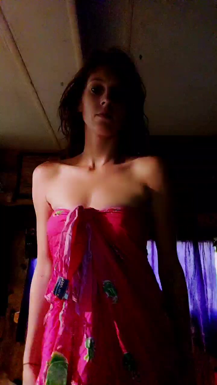 Missmaeeie Live Cam Screenshot – 2025-08-25 12:45:52