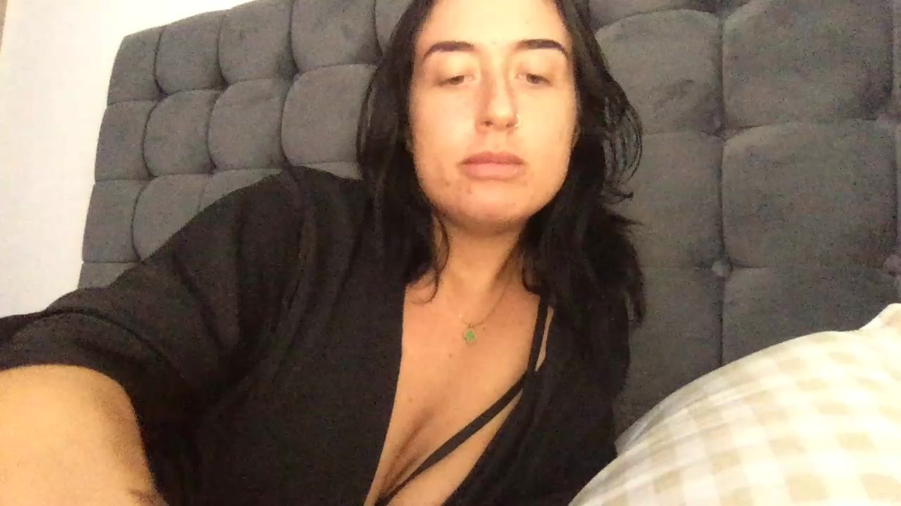 MissyMillie Live Cam Screenshot – 2025-09-12 09:37:32