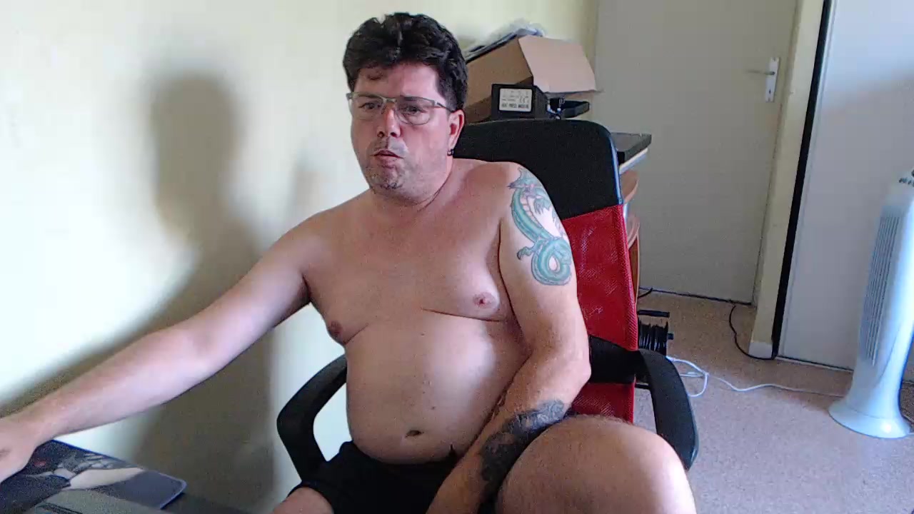 Mistercoeur Live Cam Screenshot – 2025-08-14 16:39:49