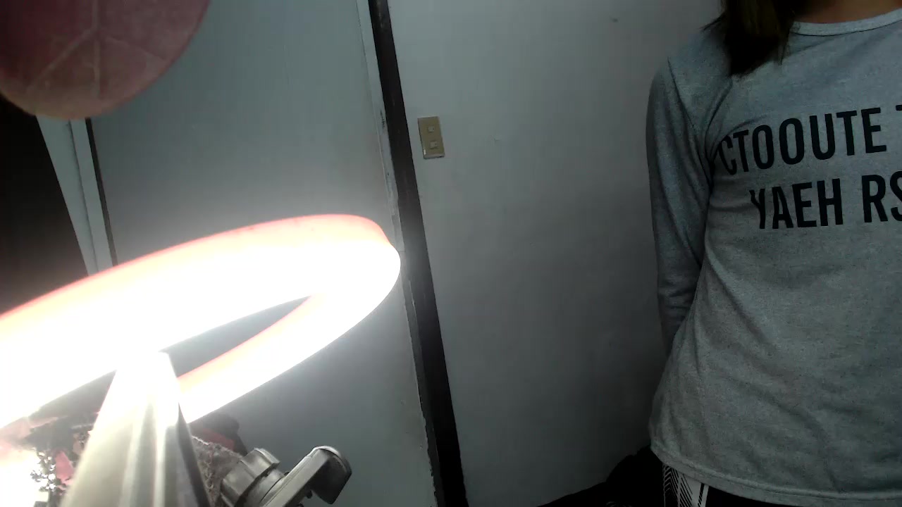 MistressKHIM Live Cam Screenshot – 2025-08-27 15:59:38