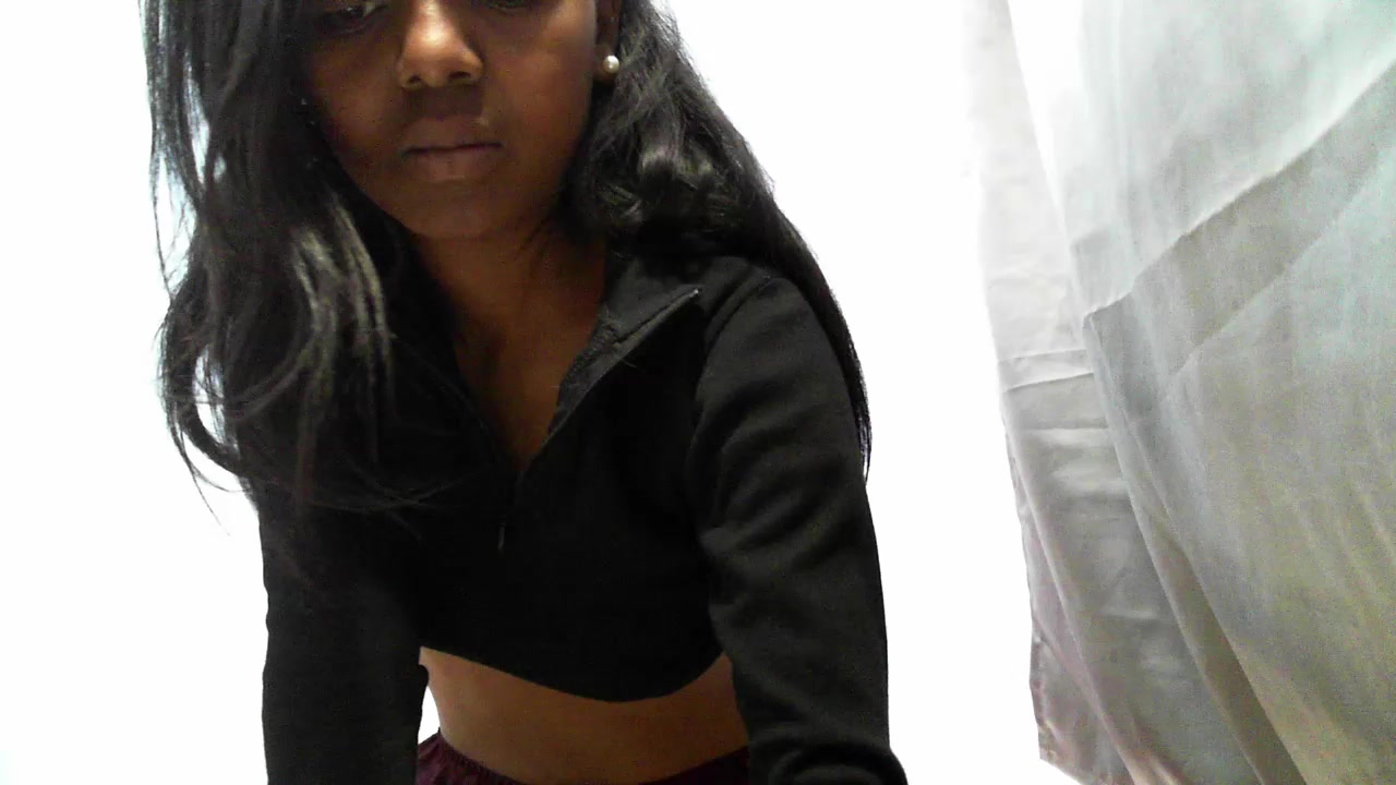 MoanahSexy69 Live Cam Screenshot – 2025-08-28 09:40:42