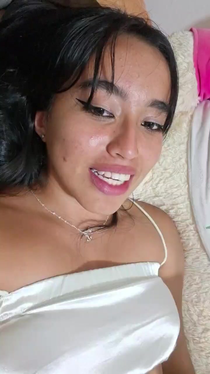 Moe_senpai Live Cam Screenshot – 2025-08-06 05:44:33