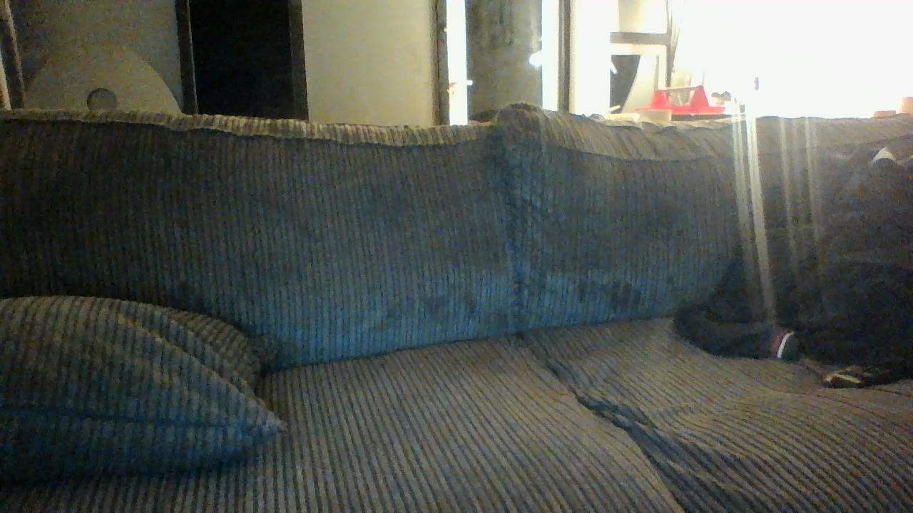 Moop75 Live Cam Screenshot – 2025-08-06 22:11:58