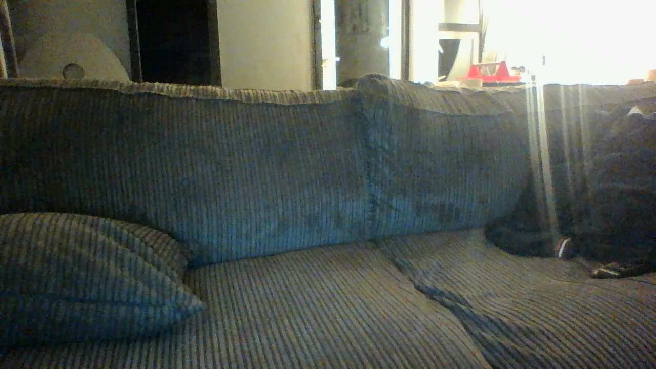 Moop75 Live Cam Screenshot – 2025-08-06 23:23:50
