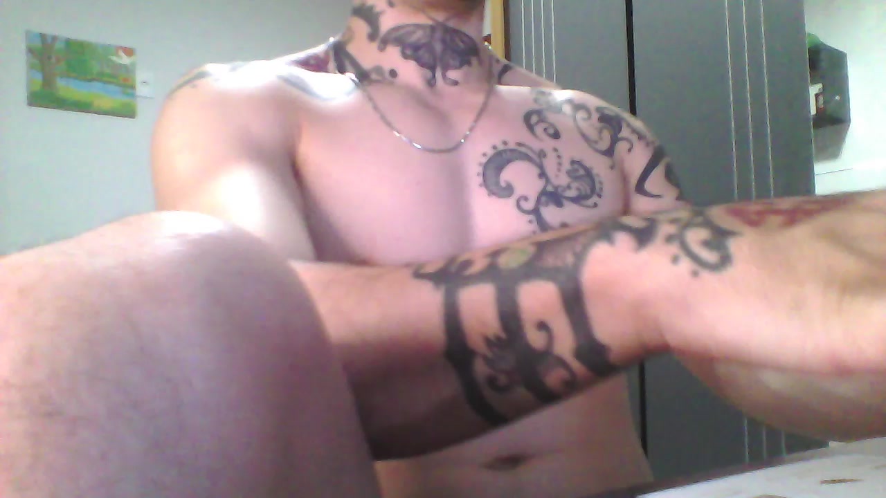 MrBarros28 Live Cam Screenshot – 2025-08-05 03:06:31
