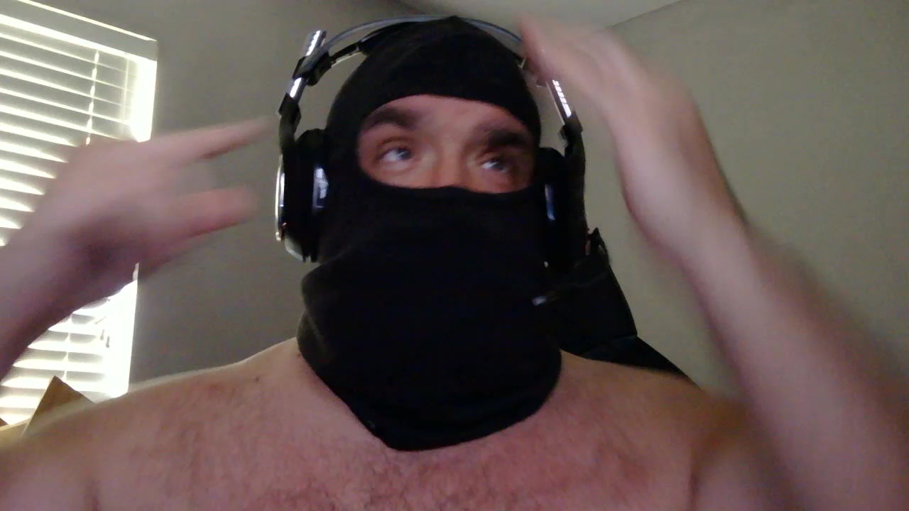 MrShyBeast Live Cam Screenshot – 2025-08-12 16:04:55