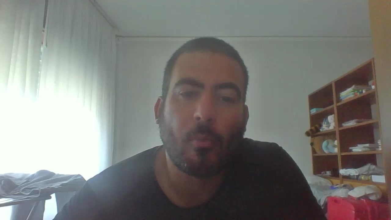 Mr_RA Live Cam Screenshot – 2025-08-06 10:51:12
