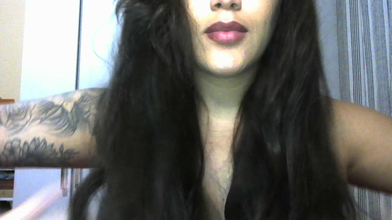 NINHACASADA18 Live Cam Screenshot – 2025-08-30 05:46:18