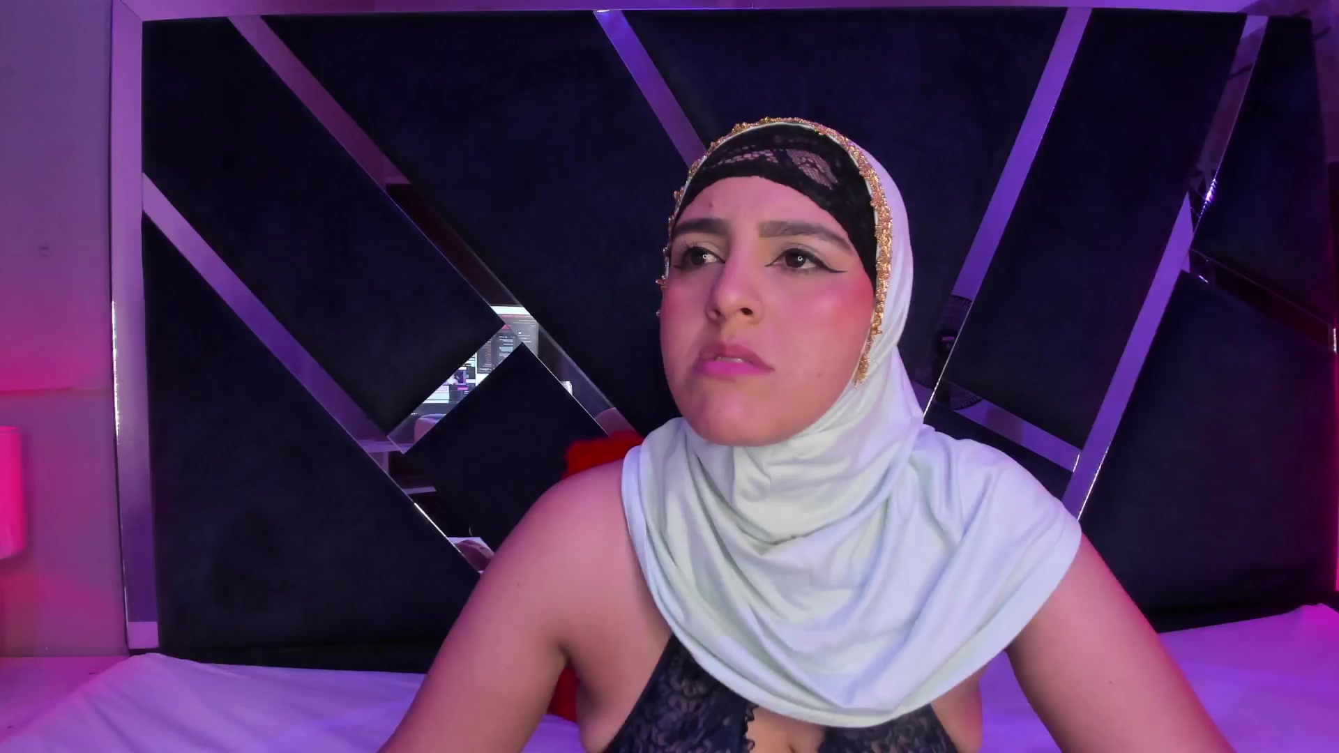 Nahid_jaziri Live Cam Screenshot – 2025-08-15 22:42:40